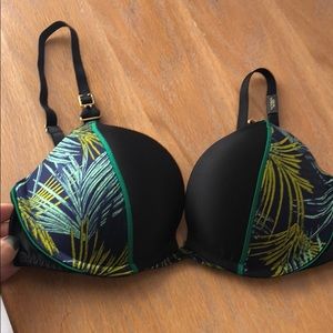 Victoria Secret bra